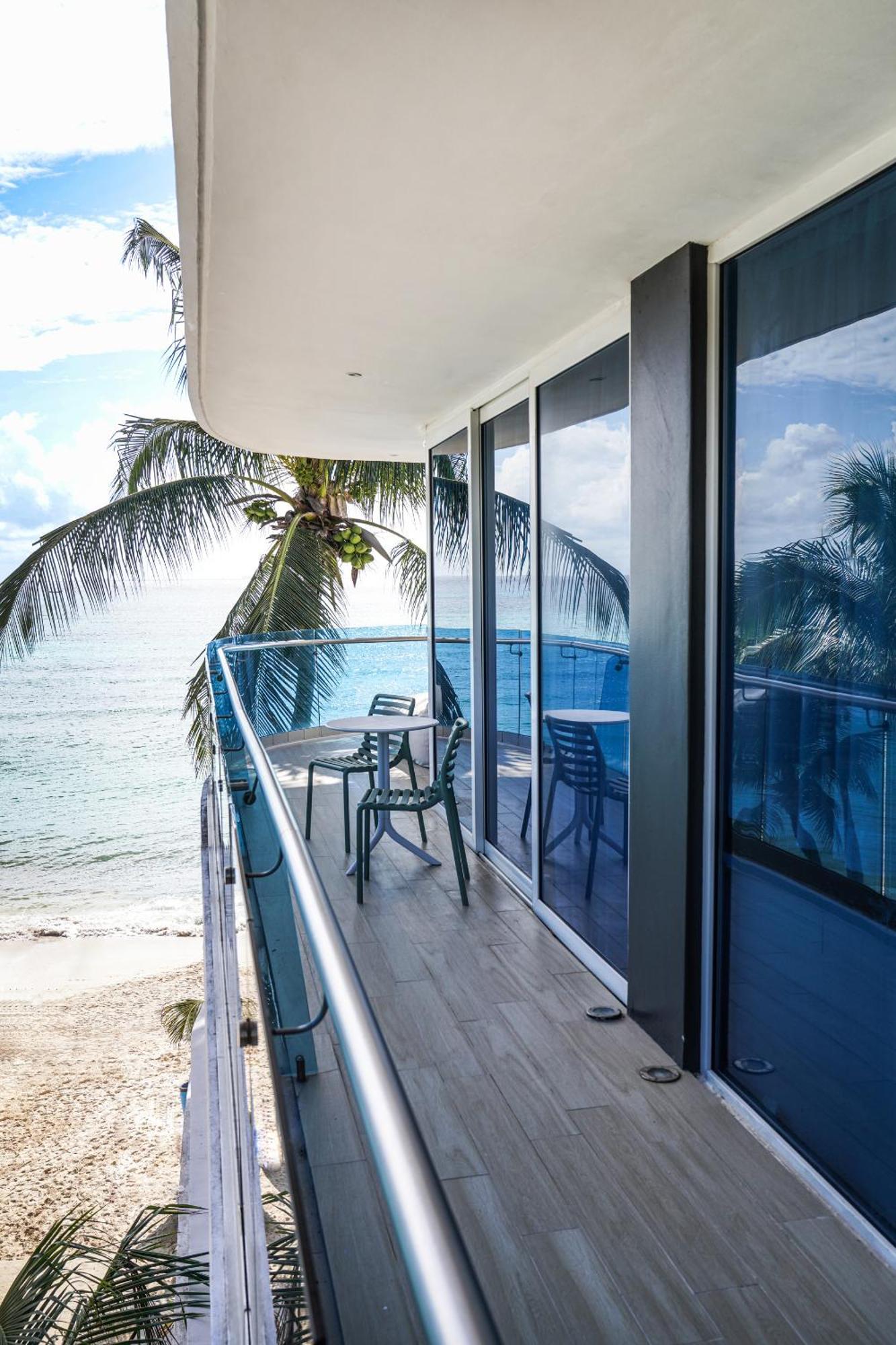 The Carmen Hotel - Ocean Front (Adults Only) Playa del Carmen Habitación foto
