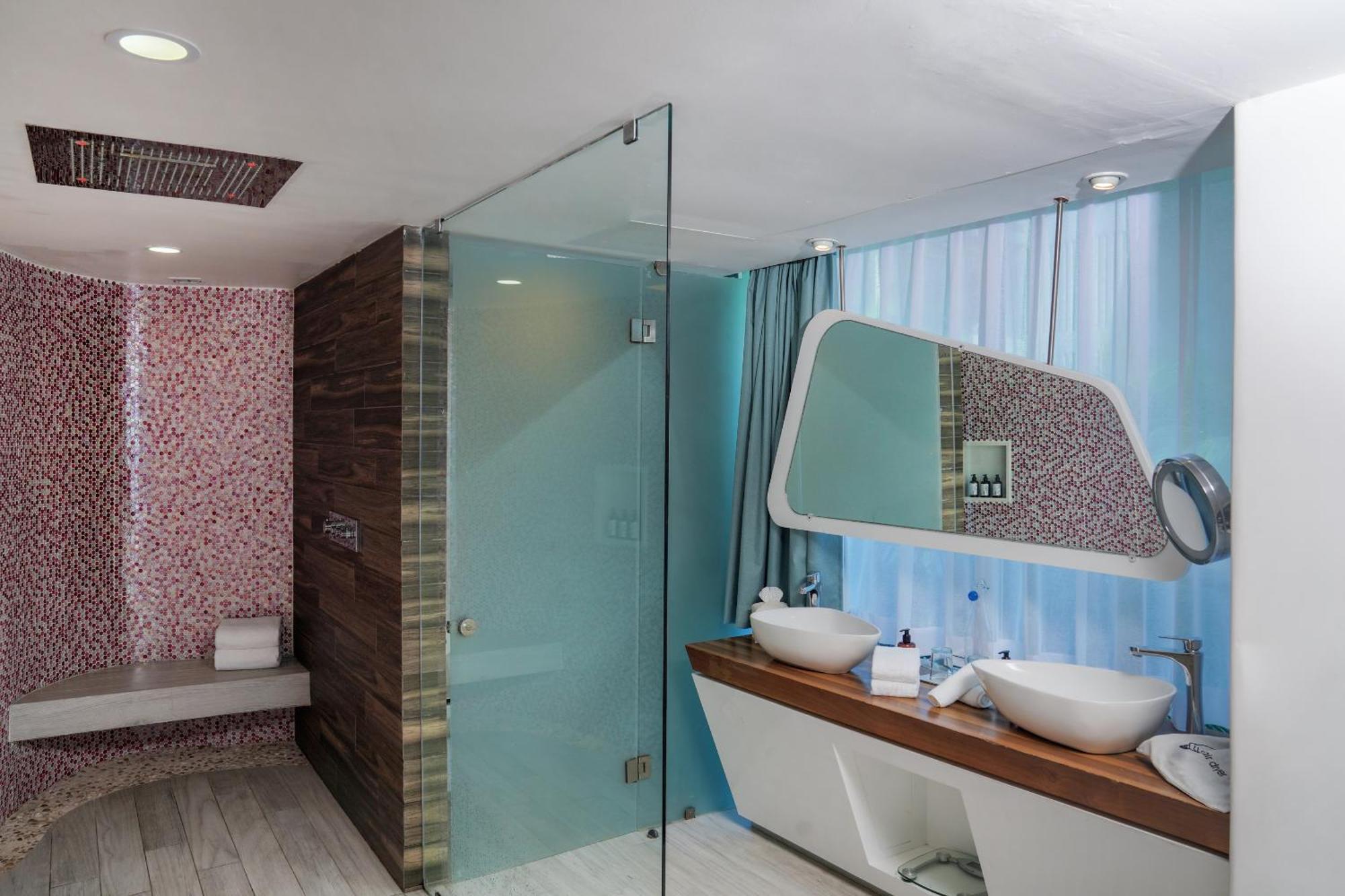The Carmen Hotel - Ocean Front (Adults Only) Playa del Carmen Habitación foto
